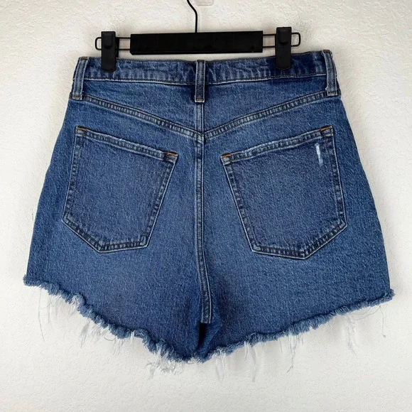 SOLD Abercrombie & Fitch Curve Love High Rise Mom Shorts 4" Denim Size 28 / 6 - Picture 6 of 7